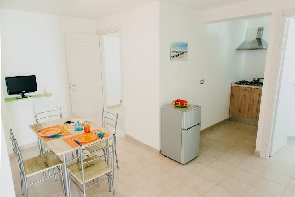 Villa Riviera Портоскузо Экстерьер фото
